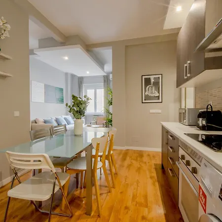 Excelente Piso De 3 En La Latina-centro Apartment *
