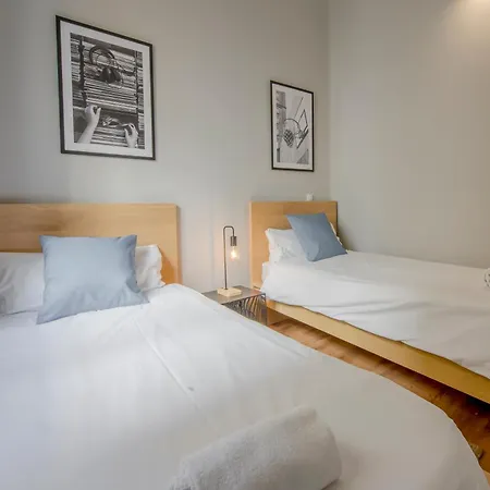 Apartment Excelente Piso De 3 En La Latina-centro