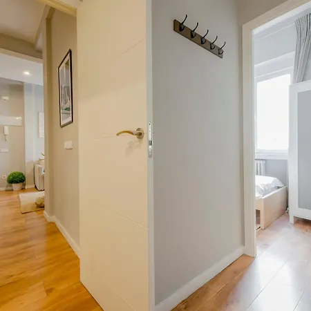 Apartment Excelente Piso De 3 En La Latina-centro Madrid