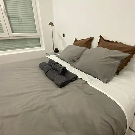 Confort Al Lado Del Rio Apartment *