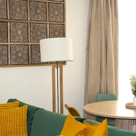 Urban Suites- Nuevo Apartahotel-7 Boutique Full Equiped Madrid