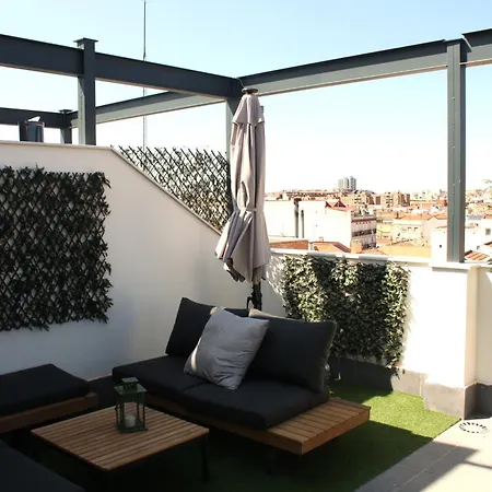 Urban Suites- Nuevo Apartahotel-7 Boutique Full Equiped Madrid