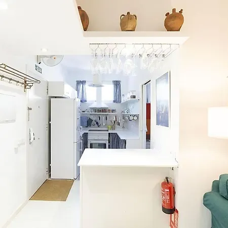 Apartment House With Courtyard In Puerta Del Angel - Mauregato