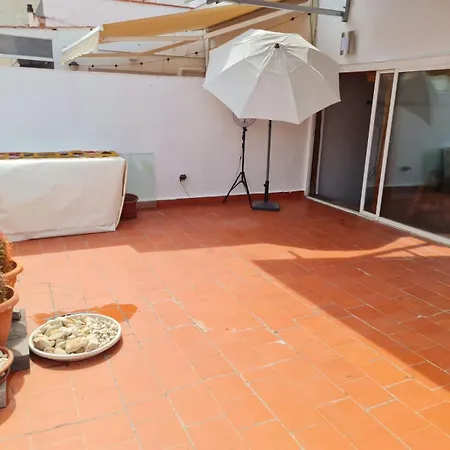 Atico En La Calle Fuencarrai Con Gran Via Apartment *