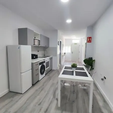 Santurce A1 Centro Wizink Feria Bernabeu Aeropuerto * Madrid