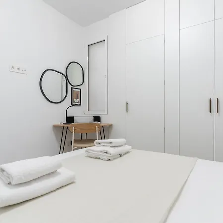 Modern And Bright-1bedroom 2bathrooms-la Latina * Madrid