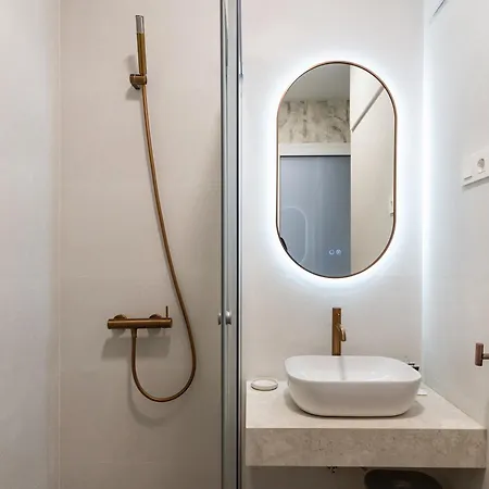 Apartment Modern And Bright-1bedroom 2bathrooms-la Latina
