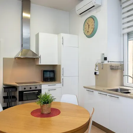 Apartment Modern And Spacious-2bedrooms 1bathroom-malasana *