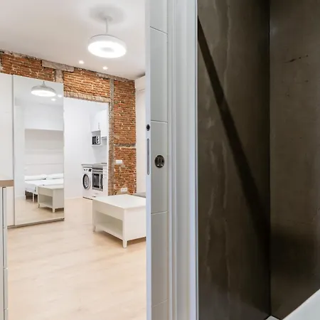 Loft 4 Personas En Cuatro Caminos Madrid