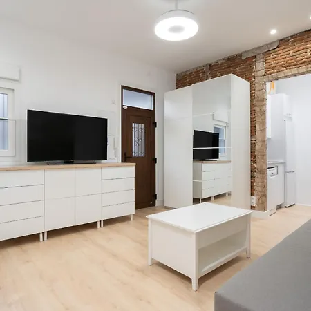 Apartment Loft 4 Personas En Cuatro Caminos Madrid