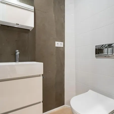 Loft 4 Personas En Cuatro Caminos * Madrid