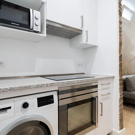 Apartment Loft 4 Personas En Cuatro Caminos Madrid