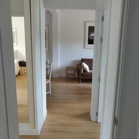 Apartment Moderno Con Oficina Y Balcon Madrid