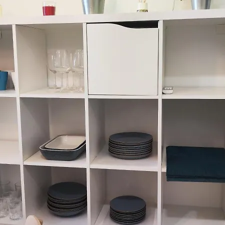 Apartment Entero Junto A Cuatro Caminos Con Licencia Del Ayto De *