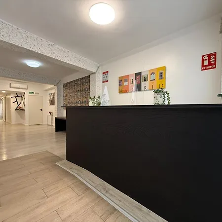 Tkh-rooms Mate Hostel Madrid