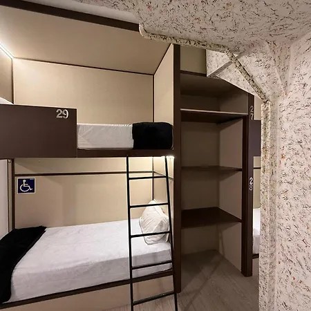 Tkh-rooms Mate