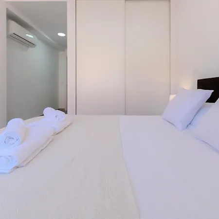 For Acogedor Temporal De Un En Chamartin Mma323a Apartment *