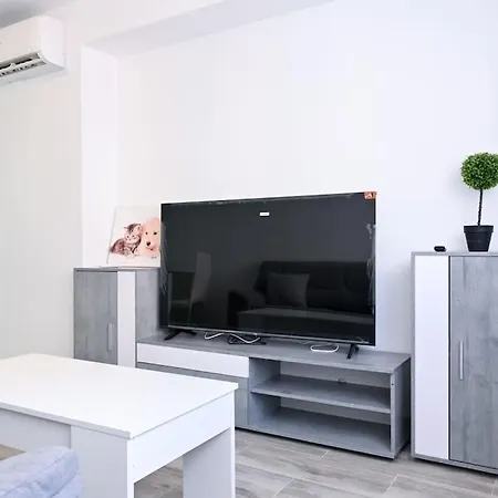 Apartment For Acogedor Temporal De Un En Chamartin Mma322a *