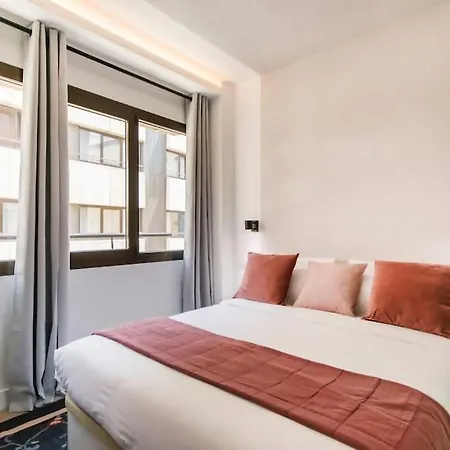 Retiro Parkserranogran Via Apartment