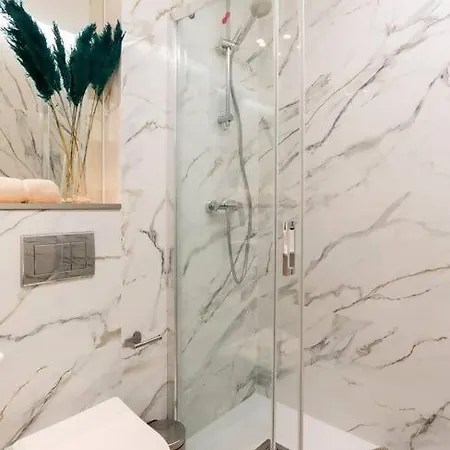 Plaza Cibeles Gran Viacolon Appartement