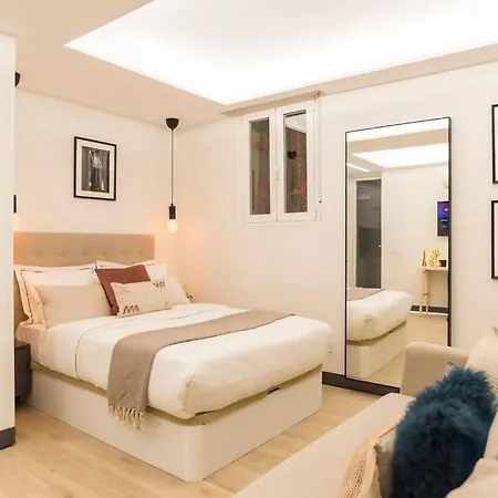 Plaza Cibeles Gran Viacolon Apartamento