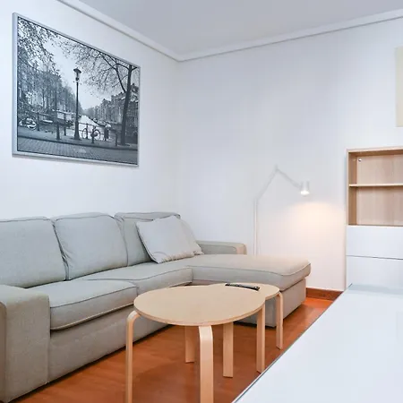 Apartment For Acogedora Vivienda Temporal De 2 En Chamberi Eca10 Madrid
