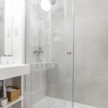1 Step To Retiro Park And Gran Via-prado Museum Apartment Madrid