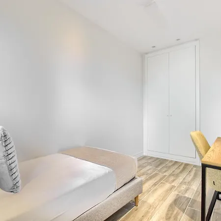 Dobo Homes - Sv19 *