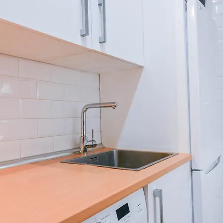 For Encantadora Vivienda Temporal A Pocos Minutos Del Metro Lavapies Zui33 Apartment *