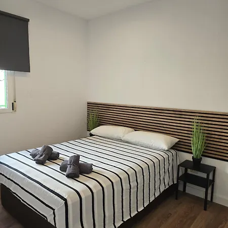 Laguna Apartment *