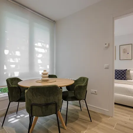Dobo Homes - Sv19 * Madrid