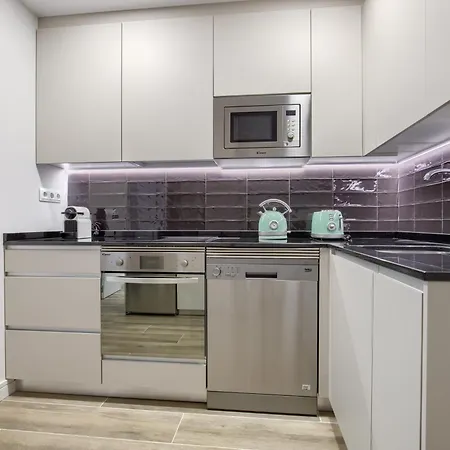 Dobo Homes - Sv19 * Madrid