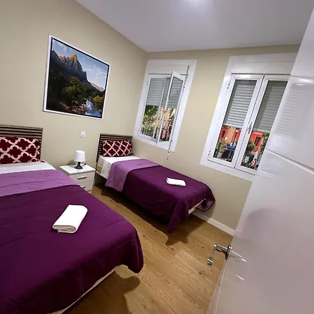 Gran Via -chueca Parking Tph Bed & Breakfast