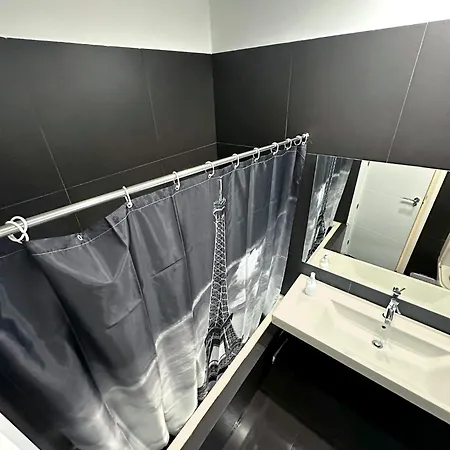Gran Via -chueca Parking Tph Bed & Breakfast *