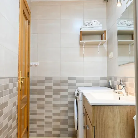Apartment For Acogedor Temporal En Vallecas Tu Nuevo Hogar En Un Barrio Con Encanto Mdv1b