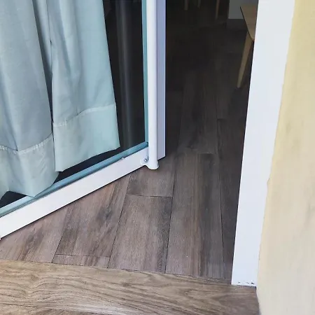 Entero Junto A Cuatro Caminos Con Licencia Del Ayto De Apartment *