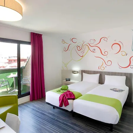 Ξενοδοχείο Ibis Styles Prado 3*