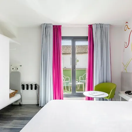 Ξενοδοχείο Ibis Styles Prado 3*