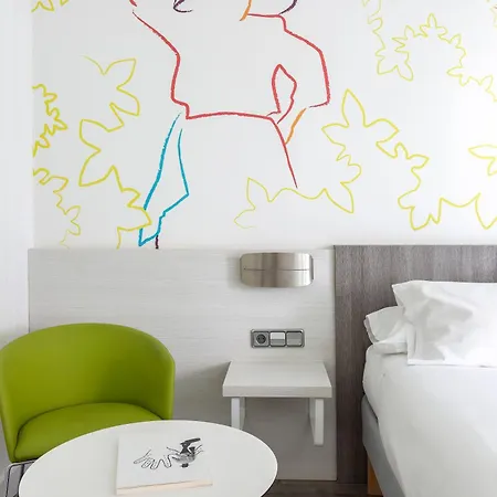 Ξενοδοχείο Ibis Styles Prado 3*