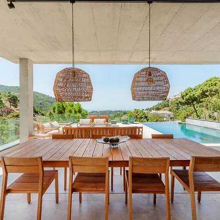 Discreta, Monte Mayor Country Club, Benahavis Holiday home *