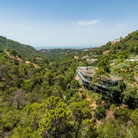 Discreta, Monte Mayor Country Club, Benahavis Holiday home *