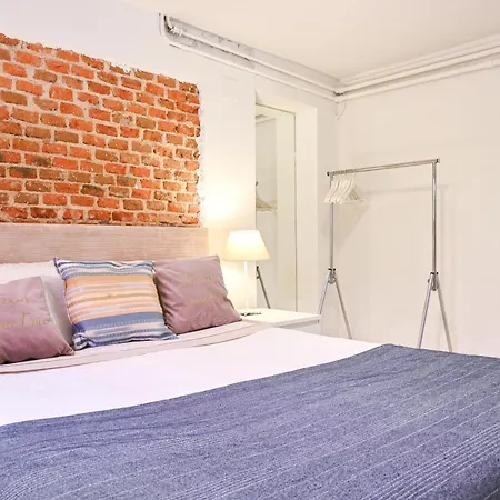 Apartamento Jardín - Axiii83 *