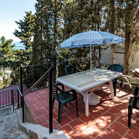 Super Fener 92 Con Terraza Y Vistas Llanca
