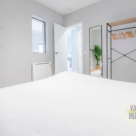 Modern & Cool Interior Design A 20 Metros Del Retiro E1