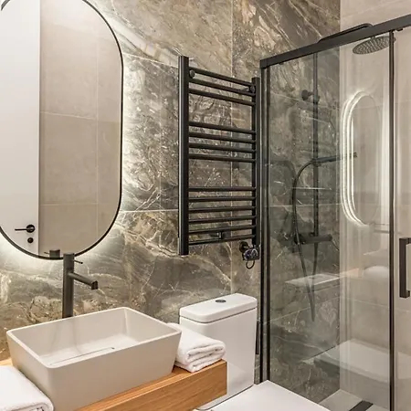 Centro Xxi Calle Principe 3br 3bh * Madrid