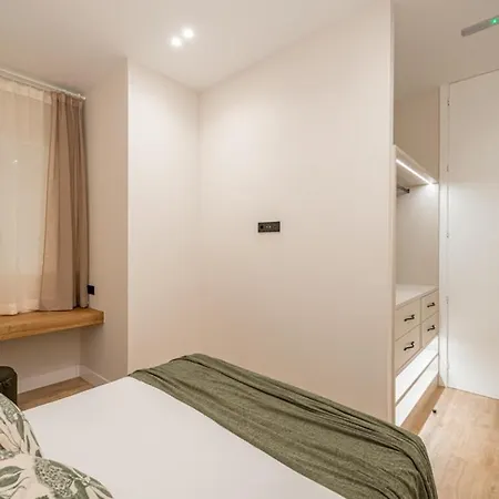 Apartment Centro Xxi Calle Principe 3br 3bh