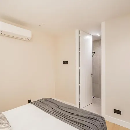 Apartment Centro Xxi Calle Principe 3br 3bh