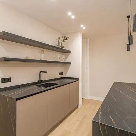 Apartment Centro Xxi Calle Principe 3br 3bh