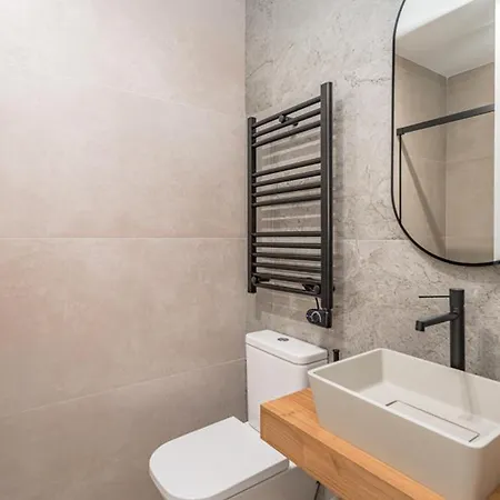 Apartment Centro Xxi Calle Principe 3br 3bh Madrid