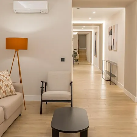Apartment Centro Xxi Calle Principe 3br 3bh Madrid